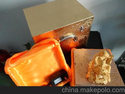 父亲节送礼新选择 三面弥勒佛磁悬浮工艺品的实用与商机